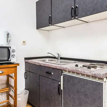 Budget Friendly Apartment Cologne